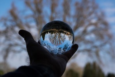 Crystal ball Photography – 7 tips to get you started. - Hacking Photography